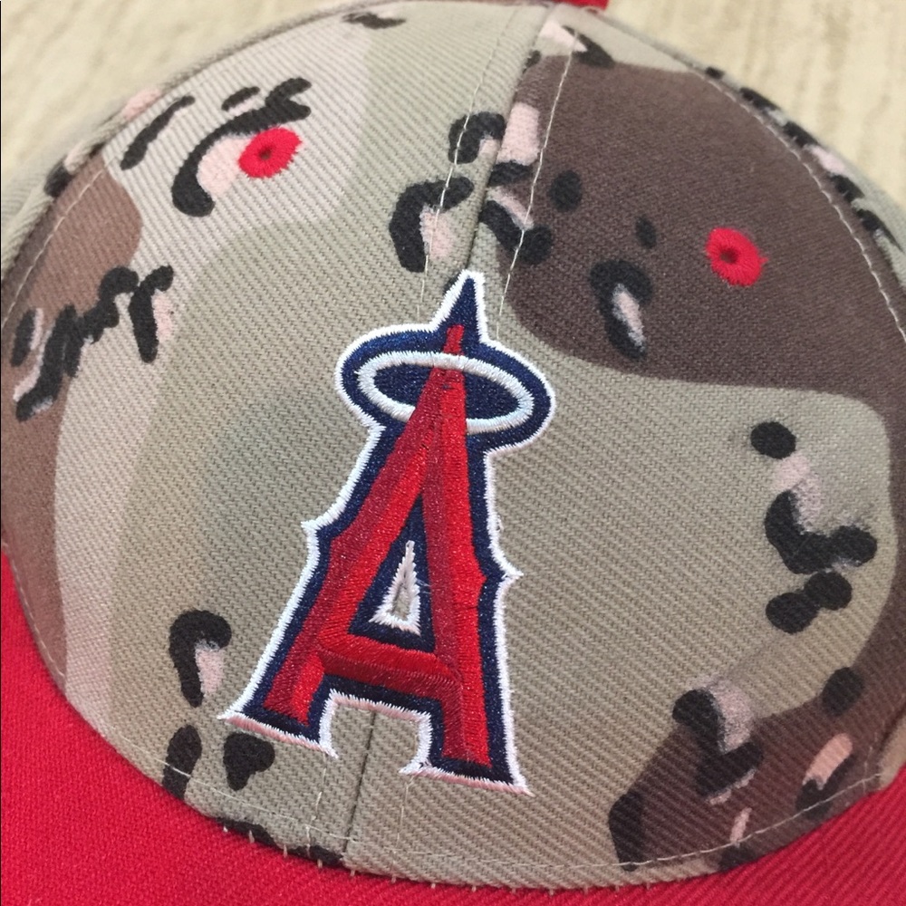 Angels camouflage baseball cap - NEW